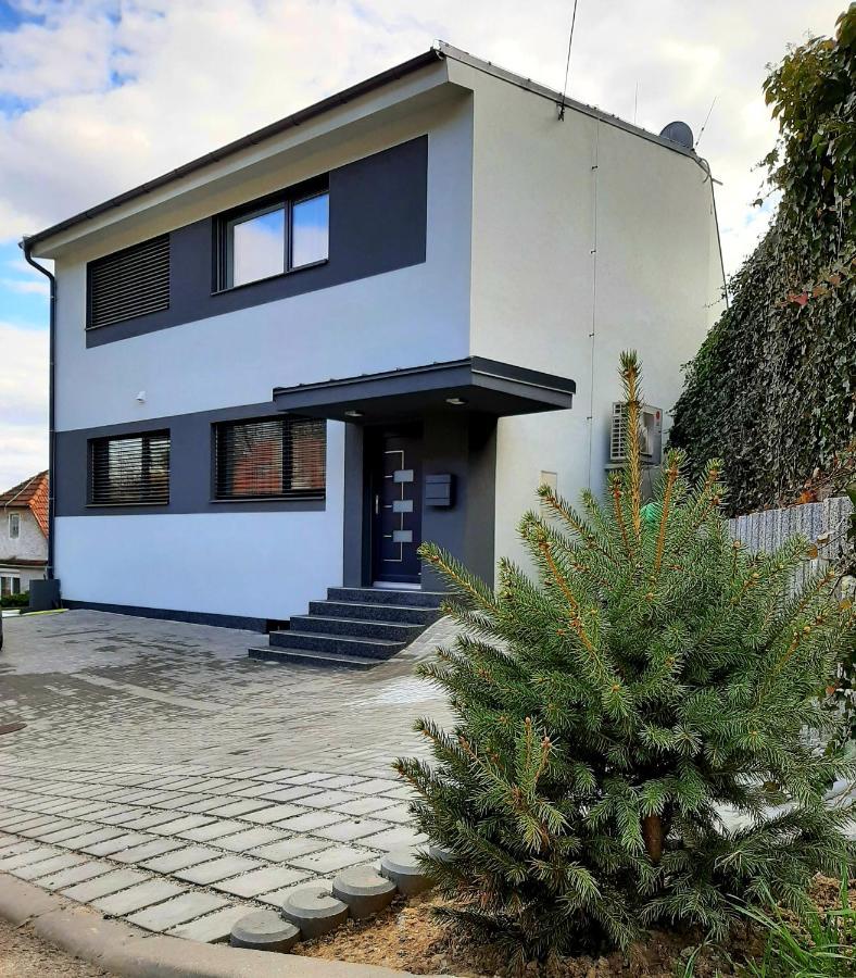 Nobless Apartments Holedná Brno Exteriér fotografie